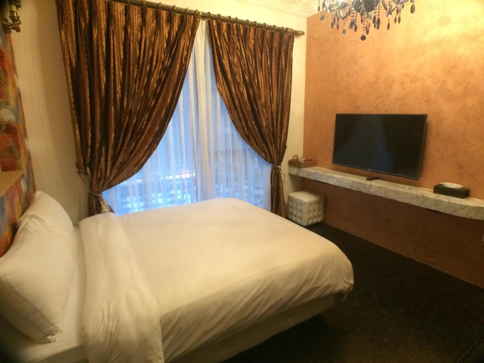 Angel Wings Inn Hualien City Room photo