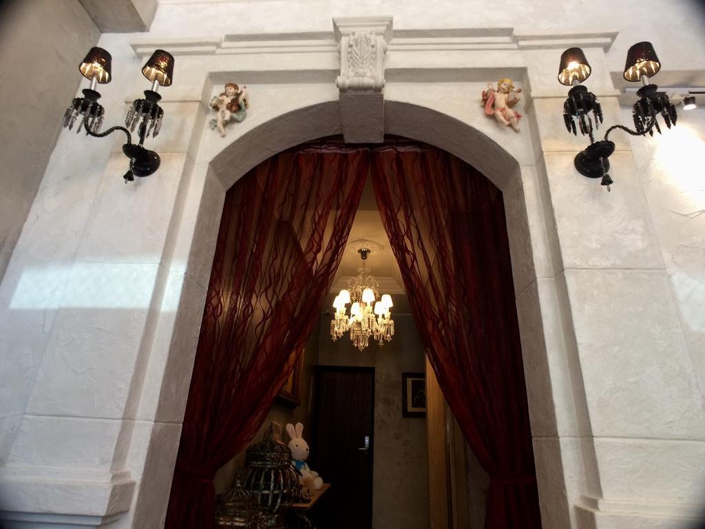 Angel Wings Inn Hualien City Exterior photo